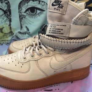 Nike winterized sneakers